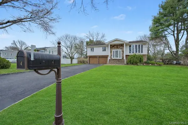 4 Bethal Lane, Commack, NY 11725