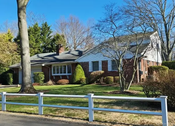 65 Drohan Street, Huntington, NY 11743