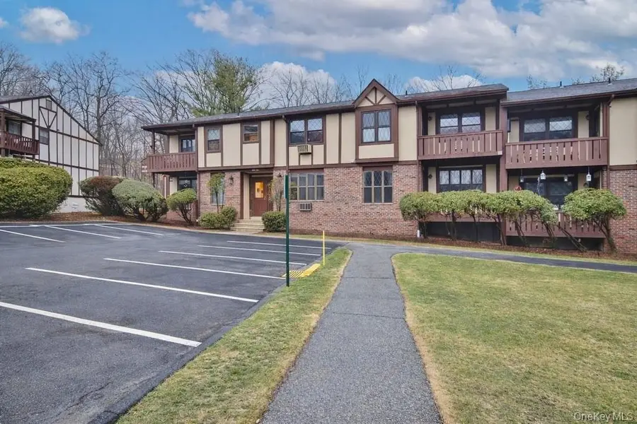 362 Sierra Vista Lane, Valley Cottage, NY 10989 - #2