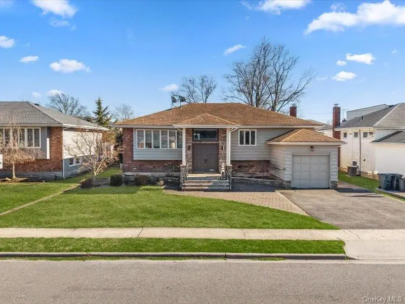 844 Flanders Drive, Valley Stream, NY 11581 - #2