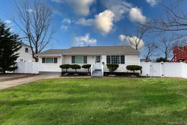 178 Timberline Drive, Brentwood, NY 11717