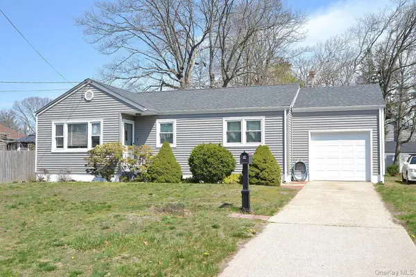 229 Ferndale Boulevard, Islip, NY 11751