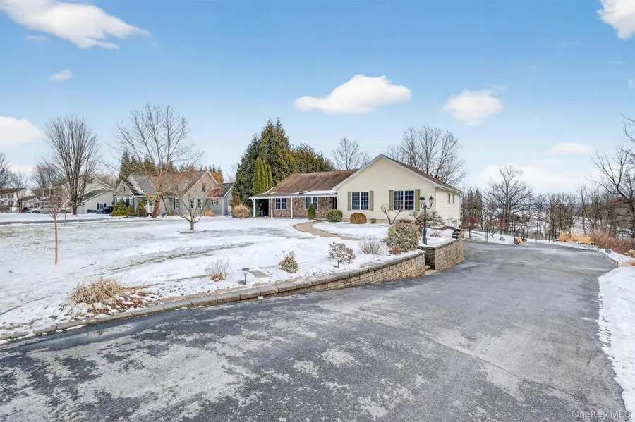 16 Carol Anns Way, Saugerties, NY 12477 - #3