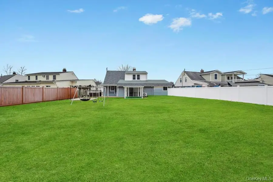 63 Blacksmith Road, Levittown, NY 11756 - #3