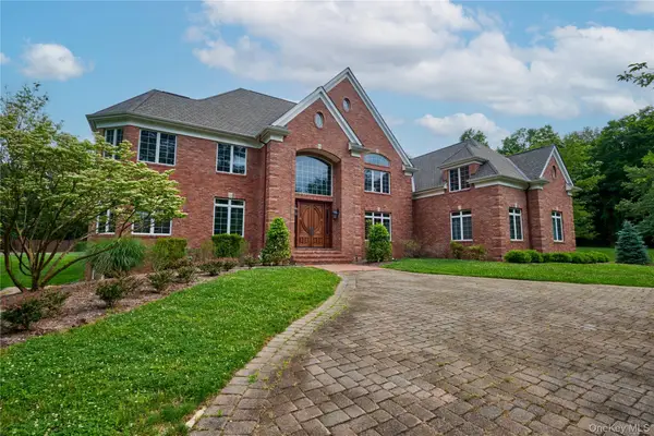 637 S Mountain Road, New City, NY 10956