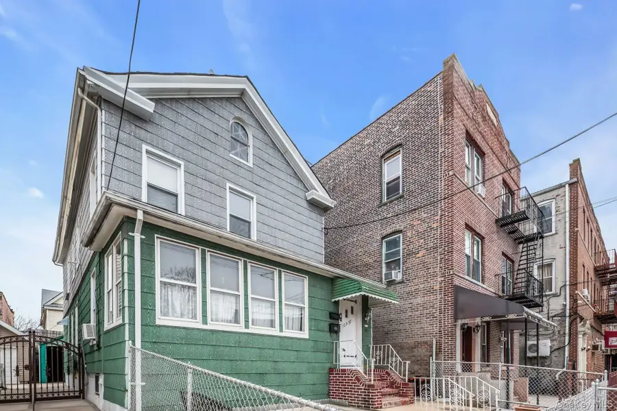 103-37 116th Street, South Richmond Hill, NY 11419 - #3