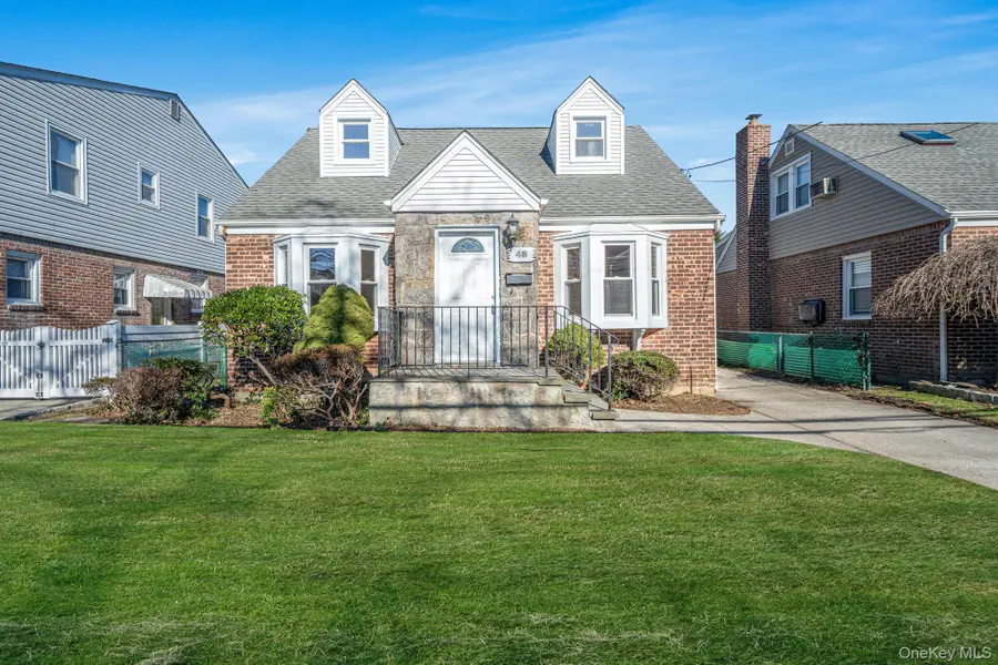 48 Winthrop Street, New Hyde Park, NY 11040 - #2