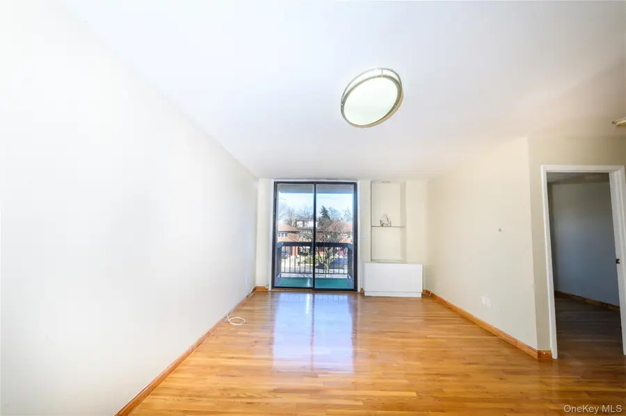 7124 164th Street #2FL, Fresh Meadows, NY 11365 - #3