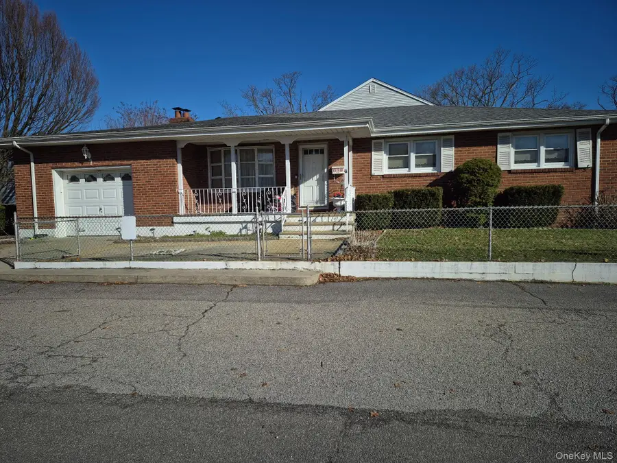 7 1st Avenue, Bayville, NY 11709 - #3