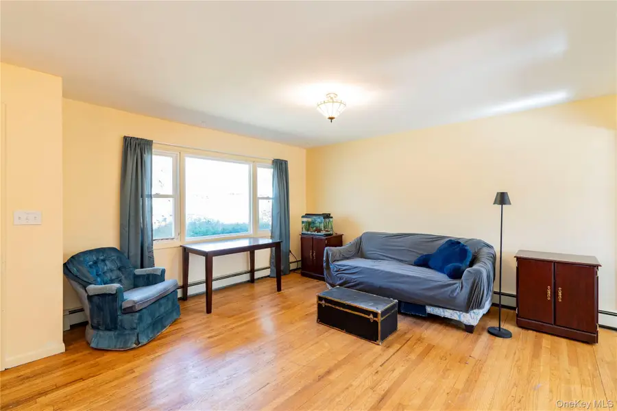 122 S Vacation Drive, Wappingers Falls, NY 12590 - #3