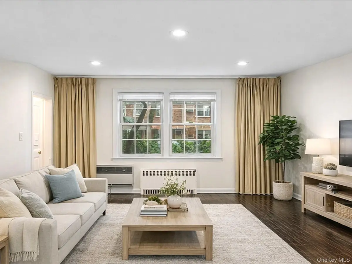 75-23 168 Street, Fresh Meadows, NY 11366 - #1