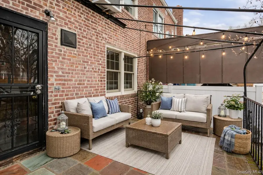 75-23 168 Street, Fresh Meadows, NY 11366 - #2