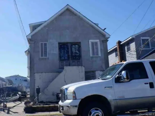 717 S 9th Street, Lindenhurst, NY 11757 - #1