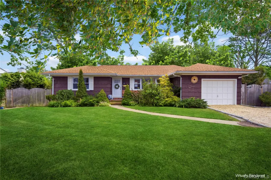 5 Argonne Road W, Hampton Bays, NY 11946 - #2