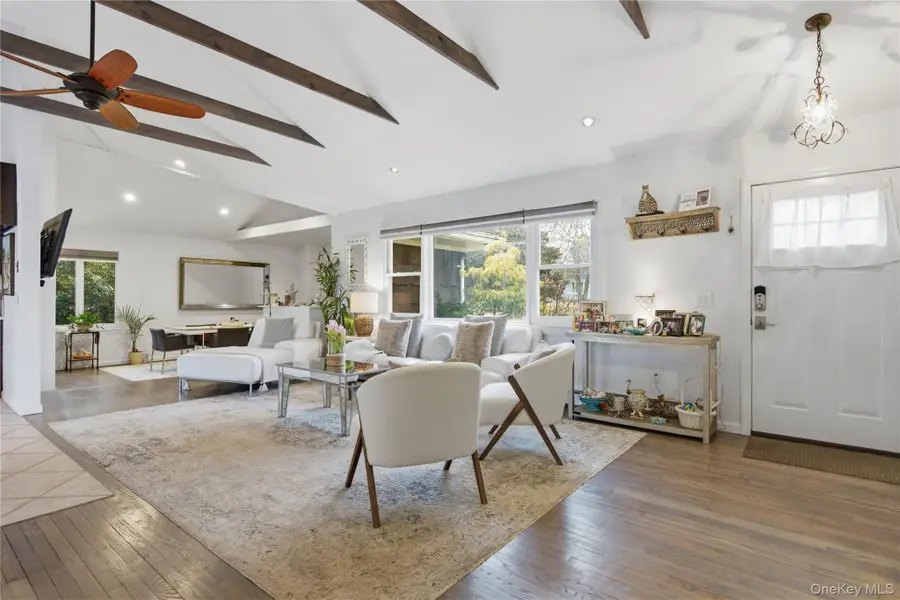 5 Argonne Road W, Hampton Bays, NY 11946 - #3