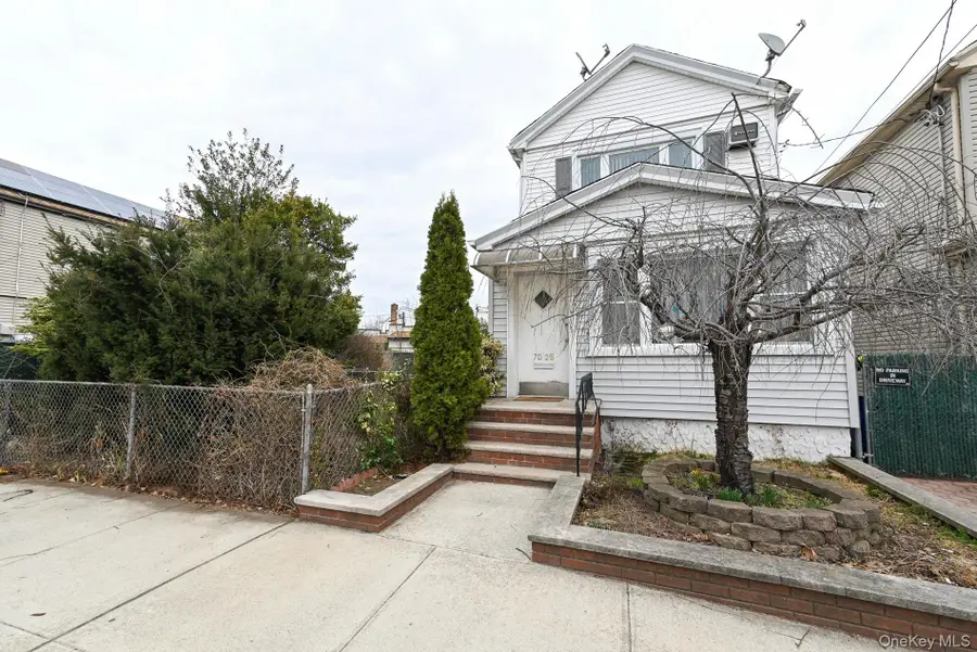 7025 71st Place, Glendale, NY 11385 - #3