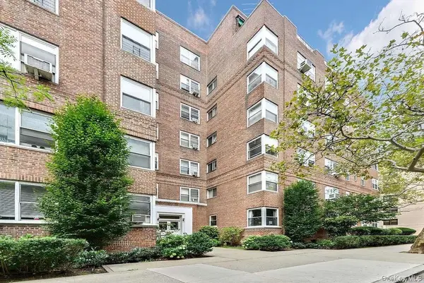 71-36 110th Street #6H, Forest Hills, NY 11375