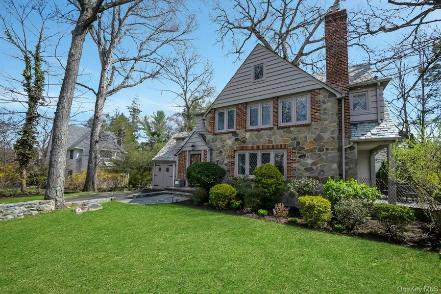 12 Barclay Road, Scarsdale, NY 10583 - #2