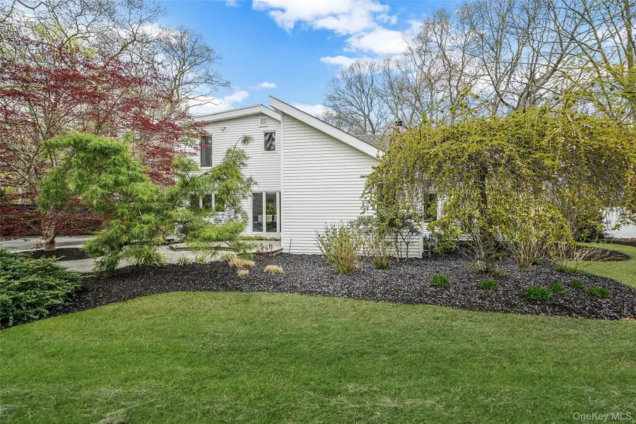 61 Park Avenue, Blue Point, NY 11715 - #3