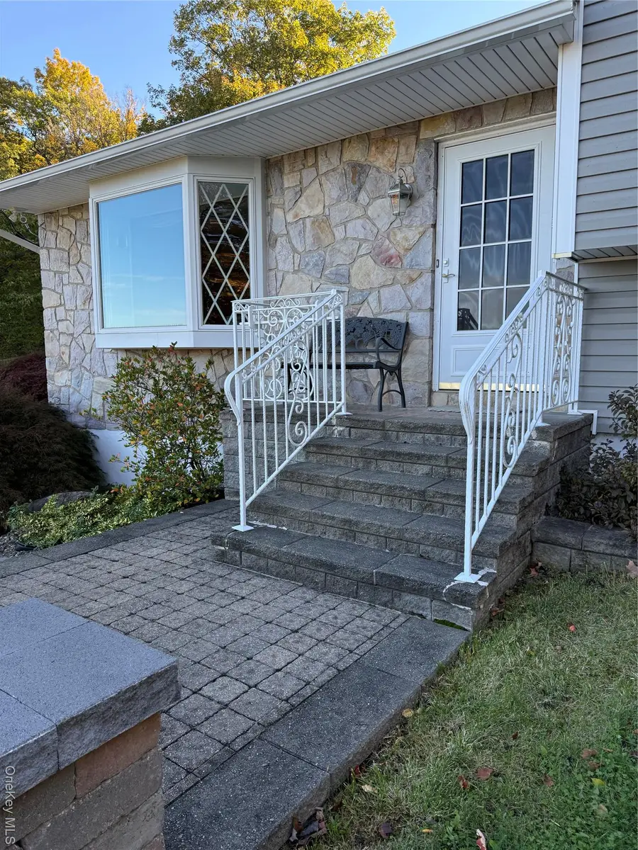 128 Lookout Pass, Stormville, NY 12582 - #2