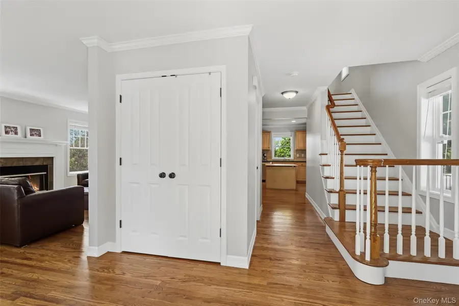 24 Bedford Avenue, Bedford Hills, NY 10507 - #2