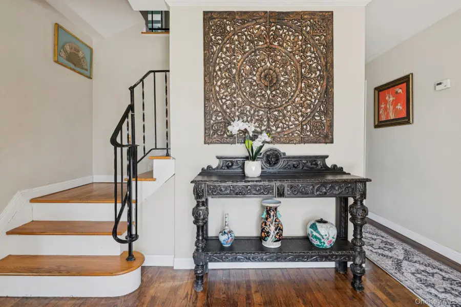 61 Arleigh Road, Great Neck, NY 11021 - #2