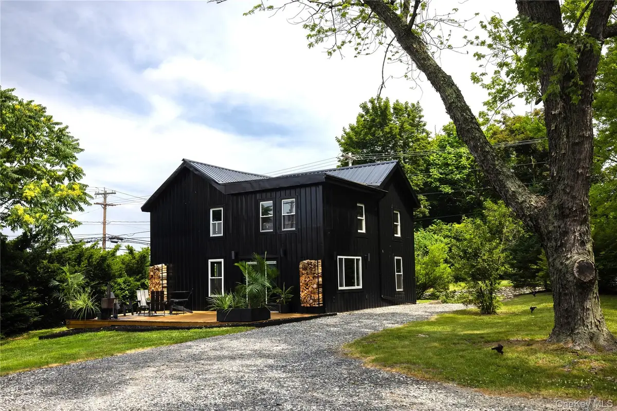 5628 State Route 9g, Hudson, NY 12534 - #1