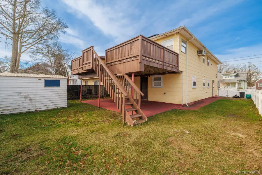 112 Chestnut Street, Lynbrook, NY 11563 - #3