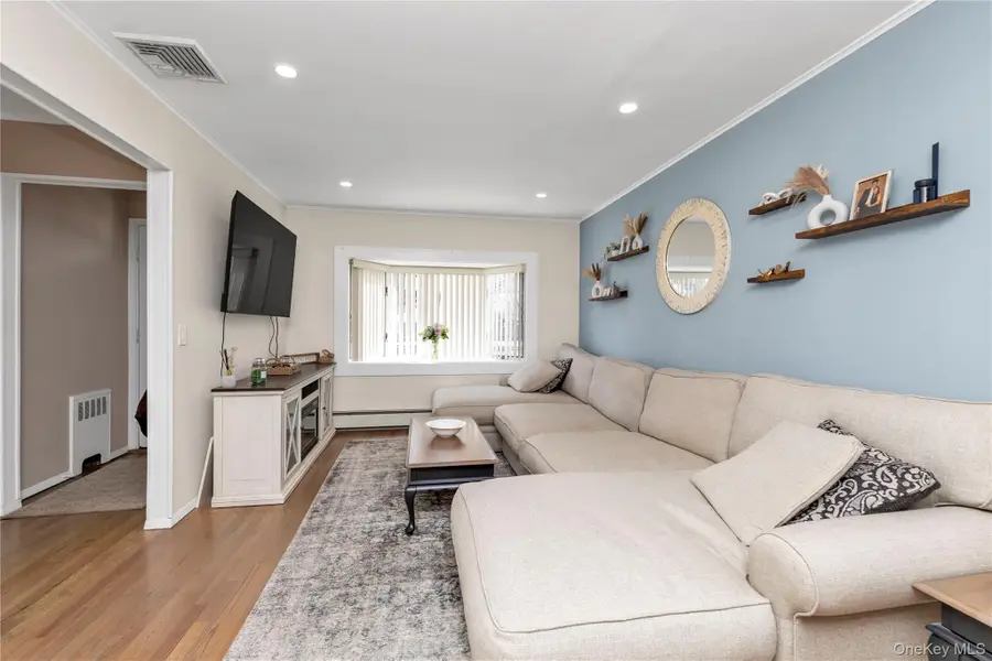 8 E Gate, Plainview, NY 11803 - #2