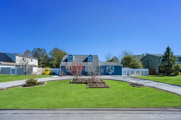 1659 Lincoln Avenue, Bohemia, NY 11716