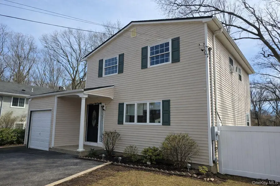 44 Patchogue Avenue, Mastic, NY 11950 - #2