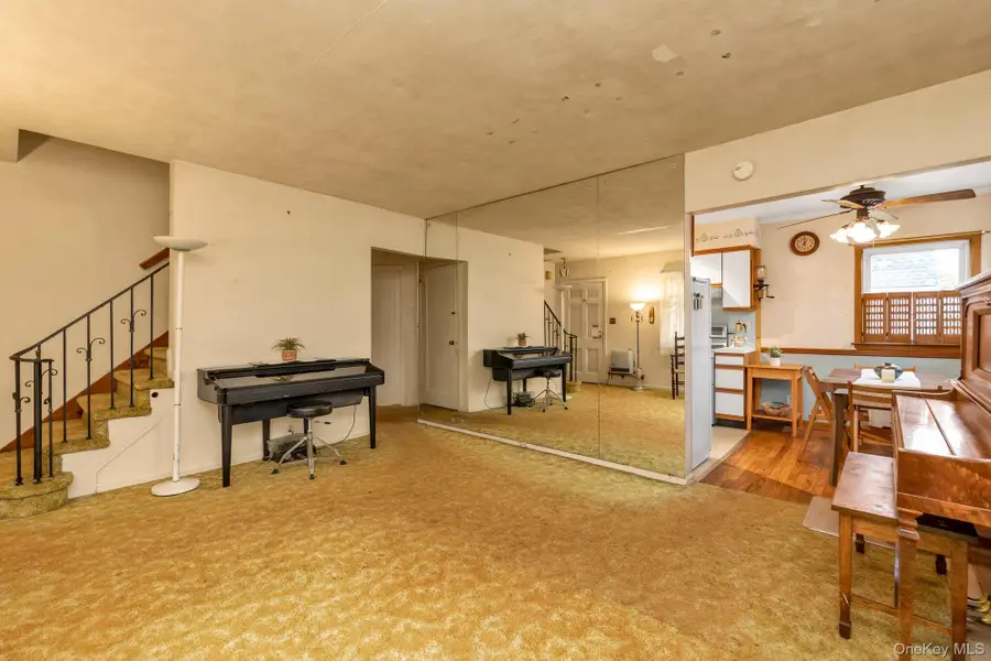 475 Maxwell Street, West Hempstead, NY 11552 - #3