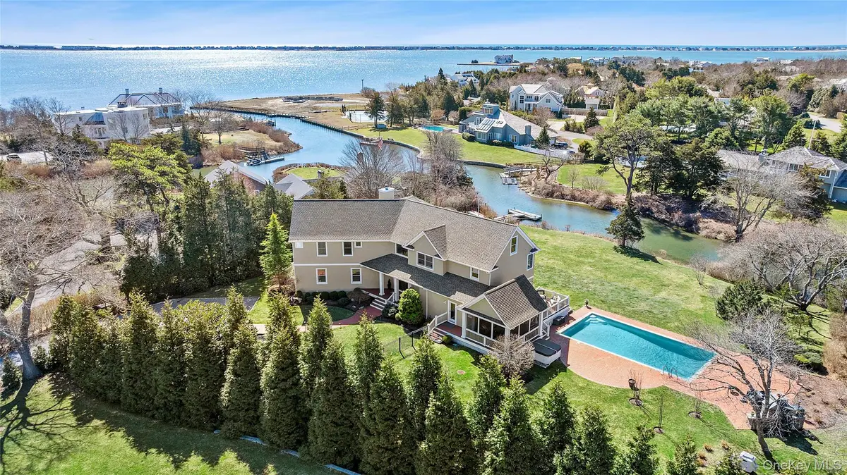 5 Woodcock Lane, Remsenburg, NY 11960 - #1