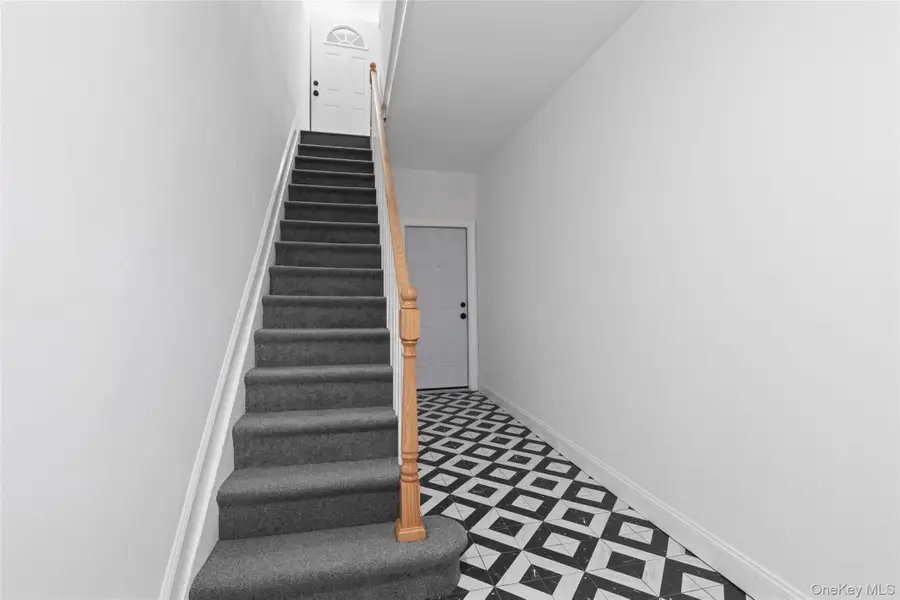 254 Charles Avenue, Staten Island, NY 10302 - #3