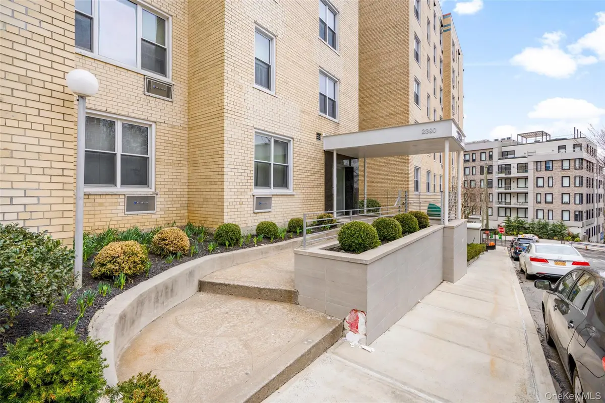 2390 Palisade Avenue #2B, Bronx, NY 10463 - #1