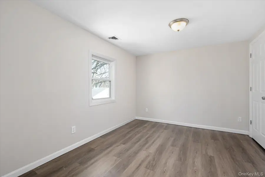 8 E 14th Street, Huntington Station, NY 11746 - #3