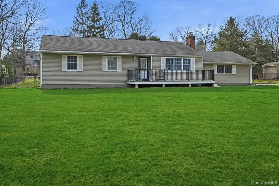 8 Kemswick Drive, Stony Brook, NY 11790 - #3