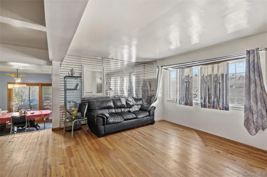 358 Litchfield Avenue, Elmont, NY 11003 - #3