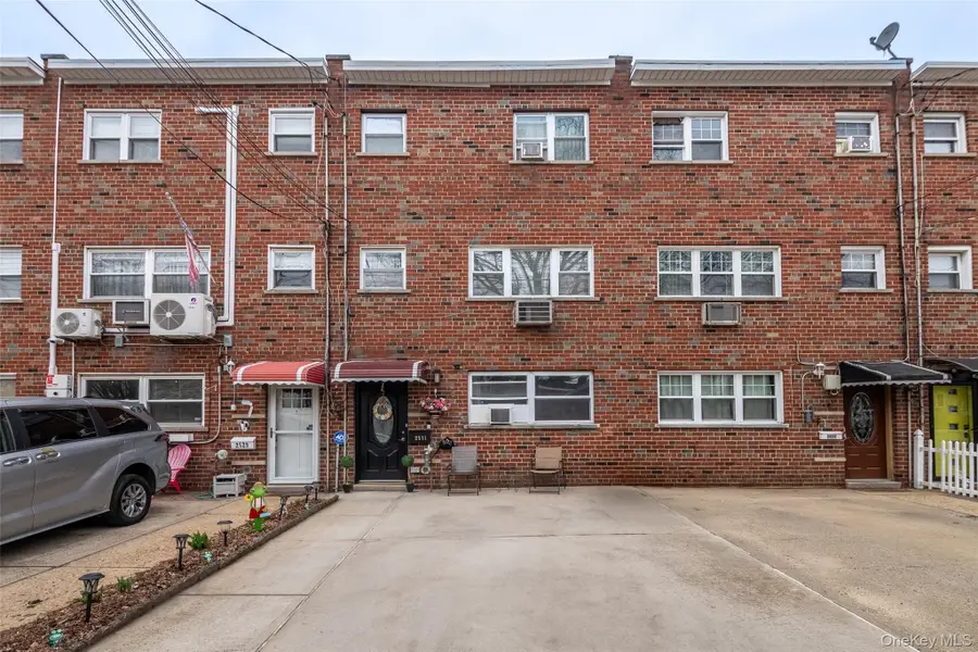 2531 Hollers Avenue, Bronx, NY 10475 - #2
