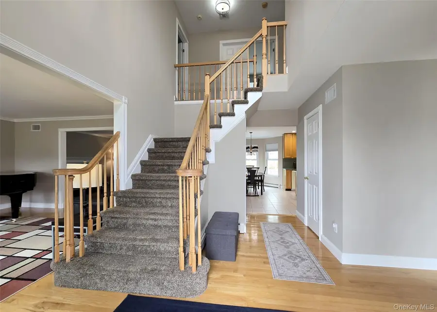 5 Dorothy Lane, Holbrook, NY 11741 - #2