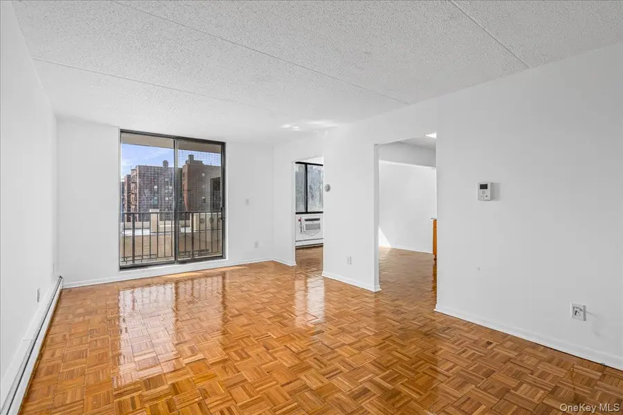14477 Roosevelt Avenue #3D, Flushing, NY 11354 - #2