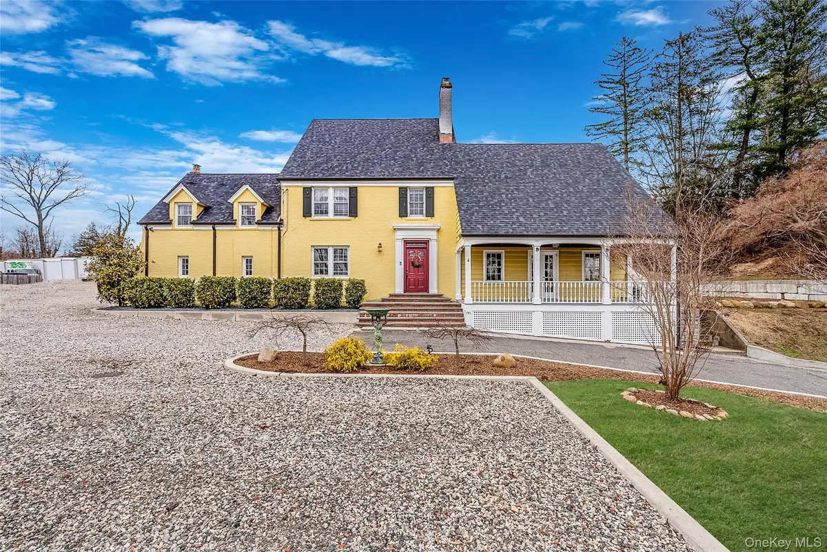 195 Cedar Swamp Road, Glen Head, NY 11545 - #1