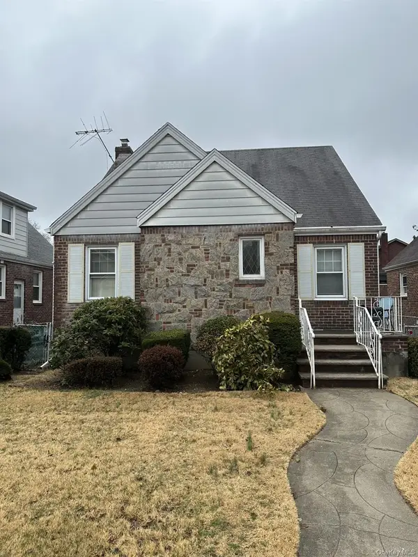 8227 246th Street, Bellerose, NY 11426