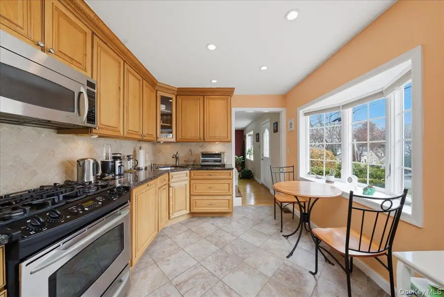 30 Keystone Road, Yonkers, NY 10710 - #3