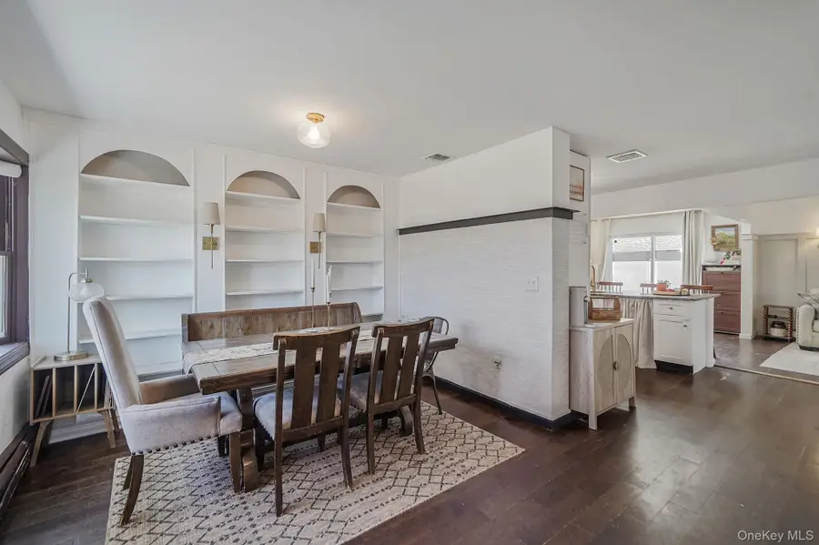 3 Heather Court, Centereach, NY 11720 - #3