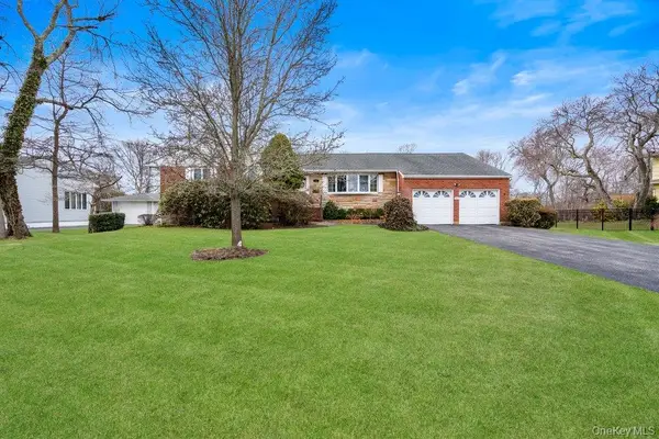 848 Hampshire Road, Bay Shore, NY 11706