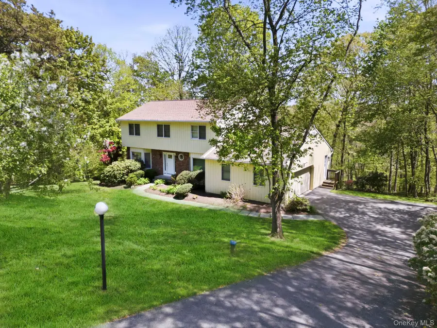 35 Woodcrest Drive, Armonk, NY 10504 - #2