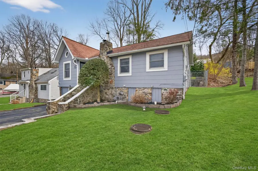 6 Glendale Road, Greenwood Lake, NY 10925 - #2