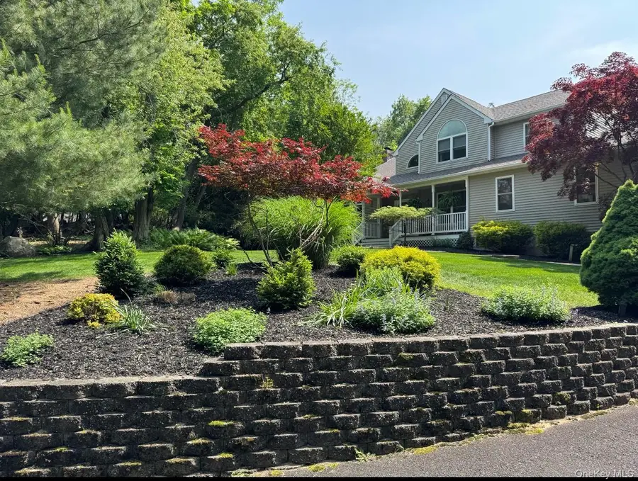 4 Apple Lane, Wading River, NY 11792 - #2