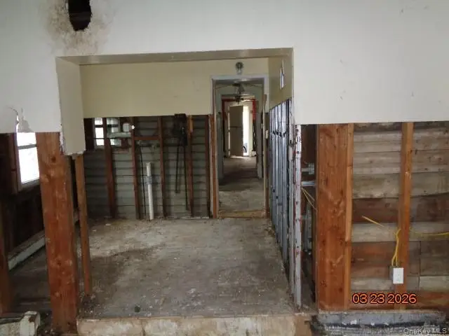 19 E 10th Road, Broad Channel, NY 11693 - #3